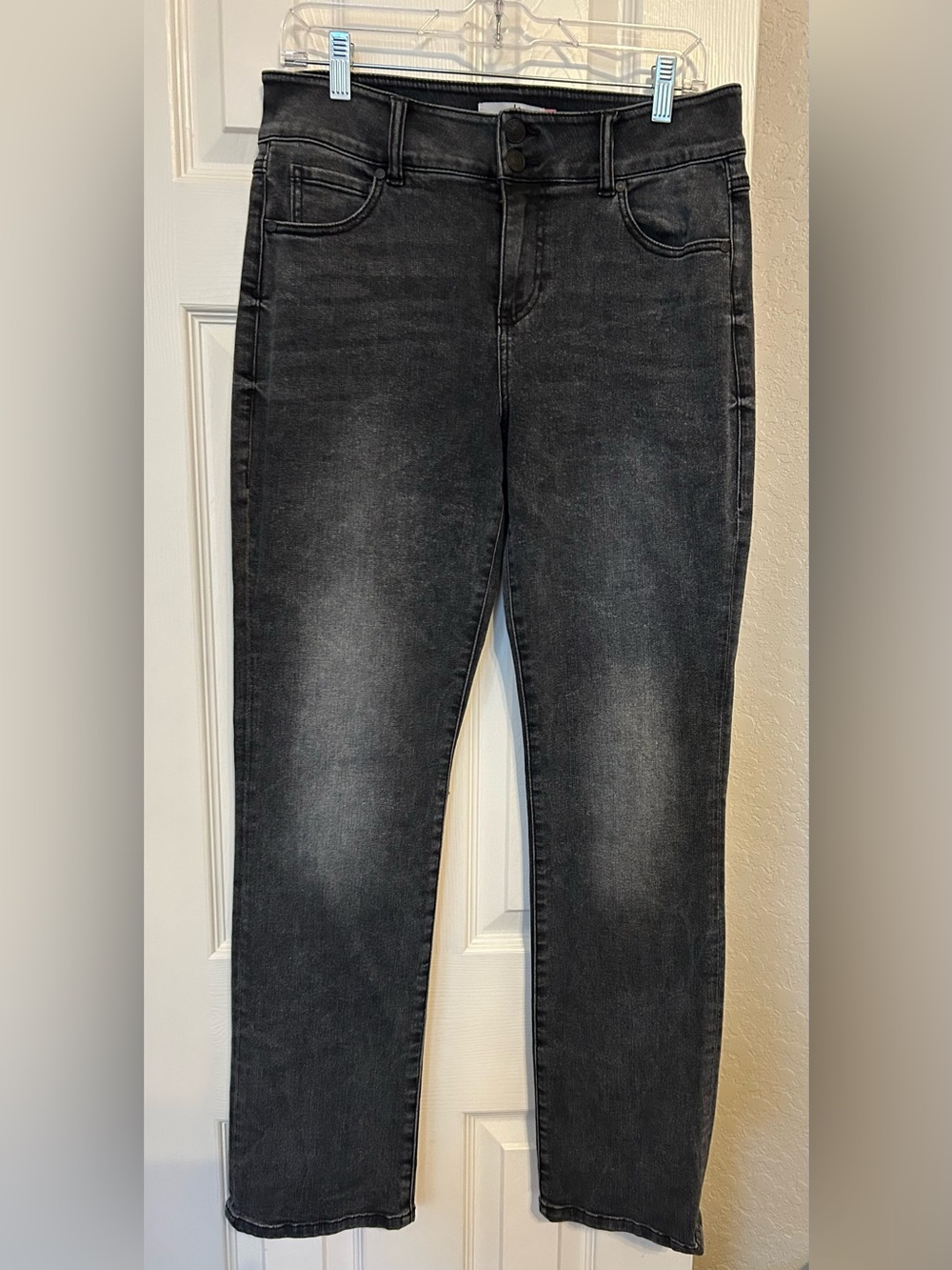 CAbi Women's Cinch Straight Jeans in Washed Black